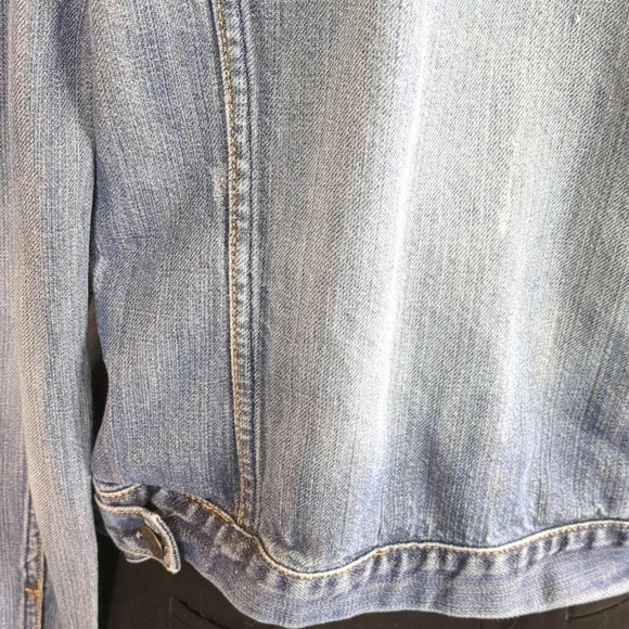 For Kitty Rescue!  Old Navy Youth Distressed Denim Jacket - Picture 7 of 16